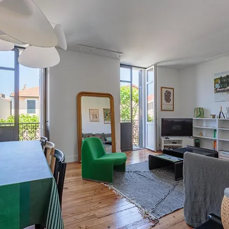 T4 Renove Centre De Apartamento Biarriz